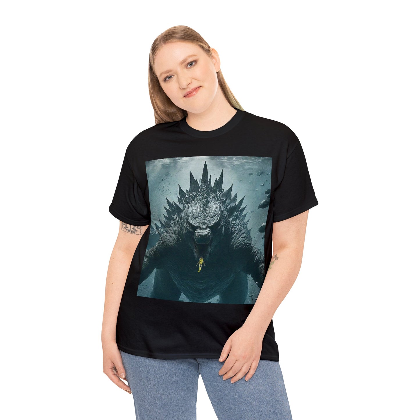 Godzilla deep sea close encounter: Unisex Heavy Cotton Tee